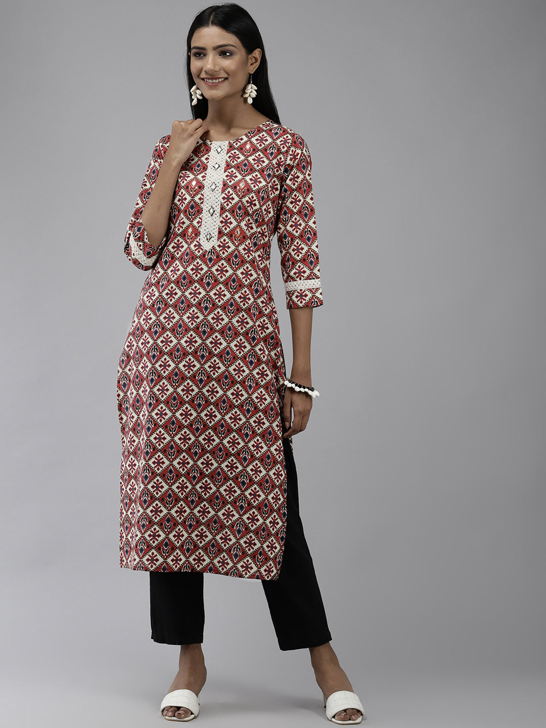 Women's Beige & Maroon Ethnic Motifs Printed Cotton Indie Prints Kurta - Yufta