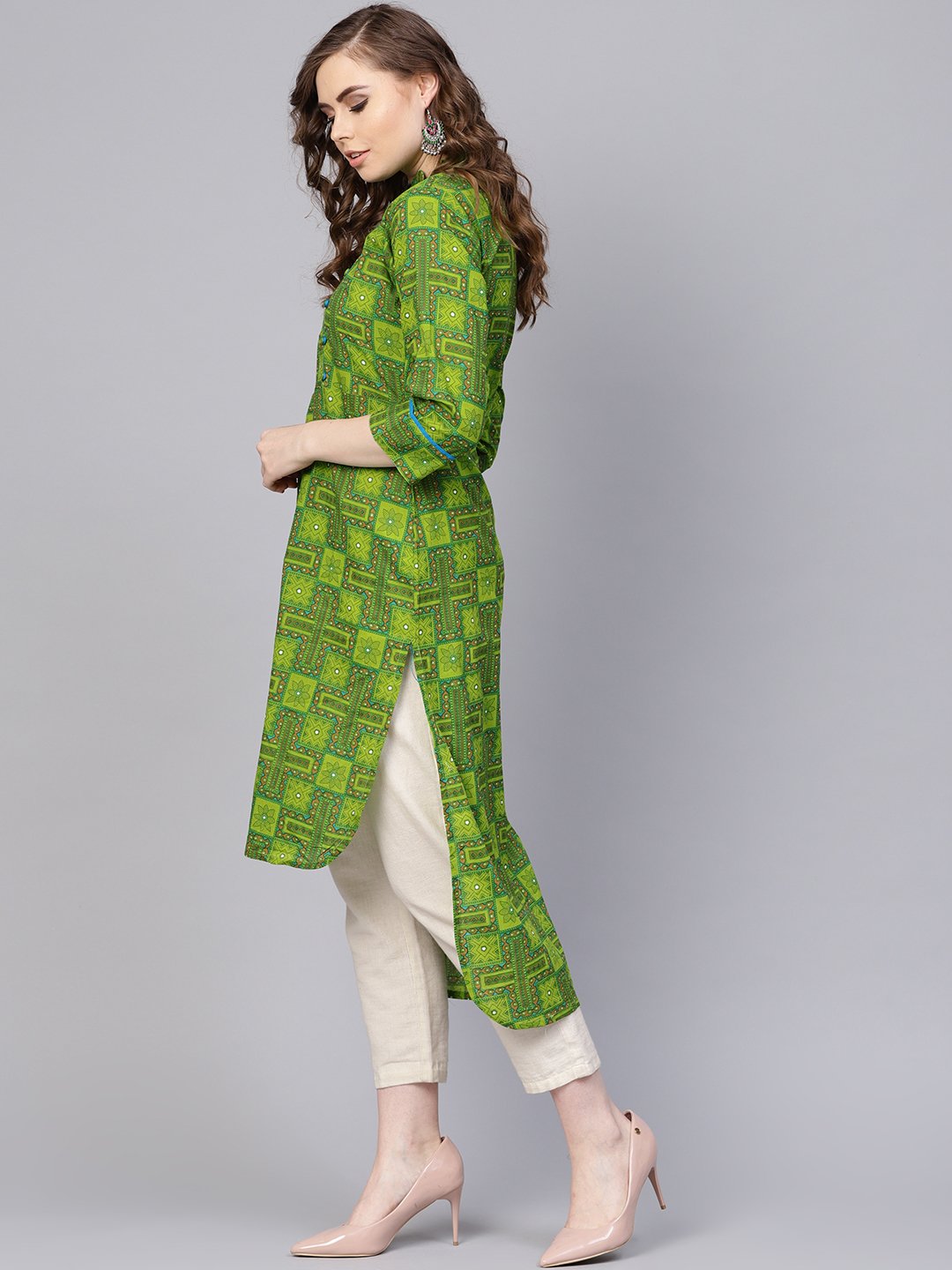 Green geometric printed with closed collar and side placket | NOZ2TOZ - Made In INDIA.