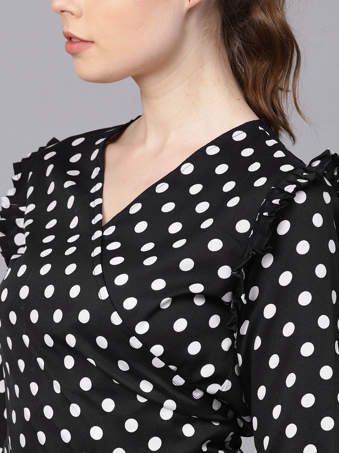 Black Polka dots top with Detailed Sleeves & V-neck | NOZ2TOZ - Made In INDIA.