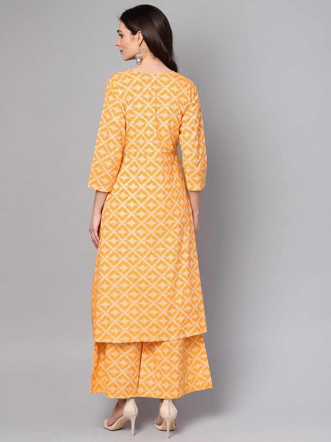 Yellow Geometric Printed Kurta set with Flared palazzo | NOZ2TOZ - Made In INDIA.