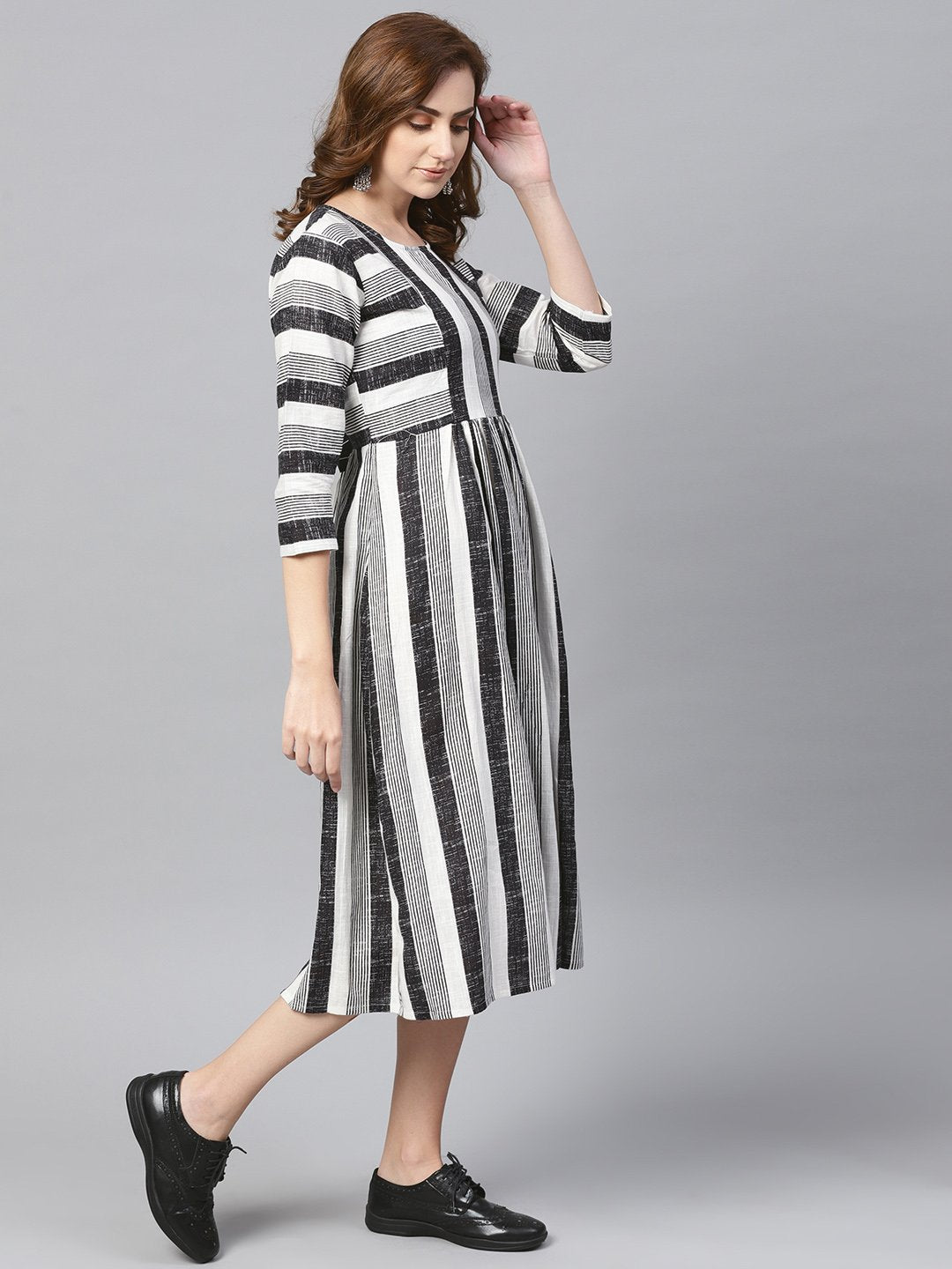 Black & Wihte Stripped Dress With Round Neck & 3/4 Sleeves | NOZ2TOZ - Made In INDIA.