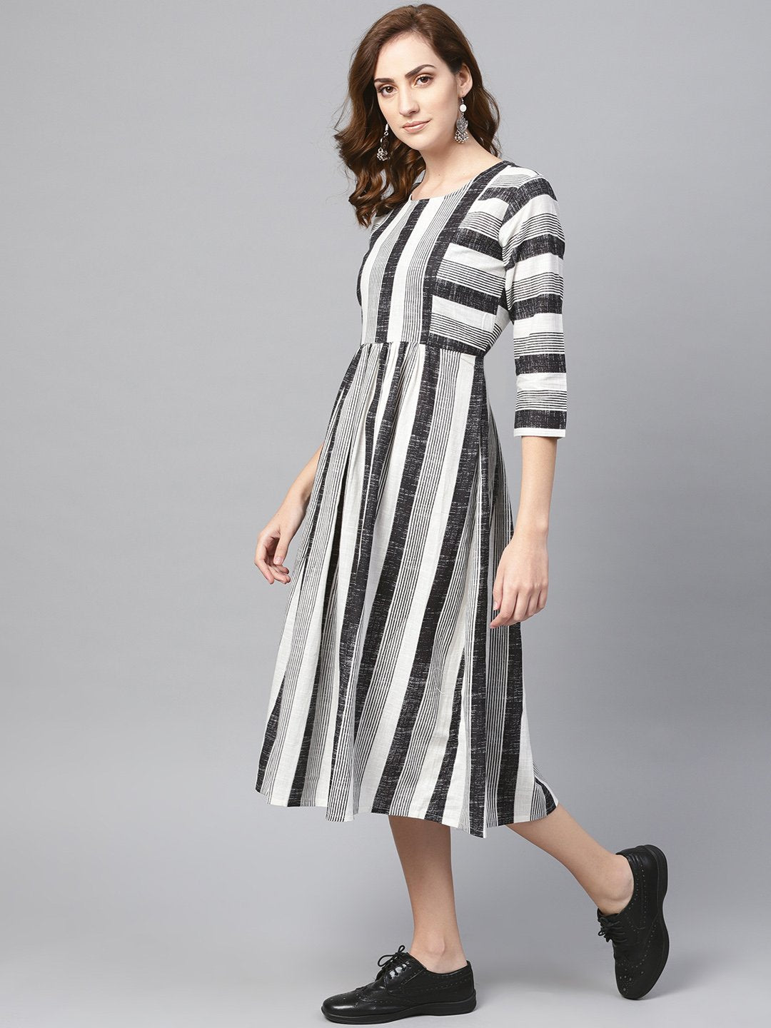 Black & Wihte Stripped Dress With Round Neck & 3/4 Sleeves | NOZ2TOZ - Made In INDIA.