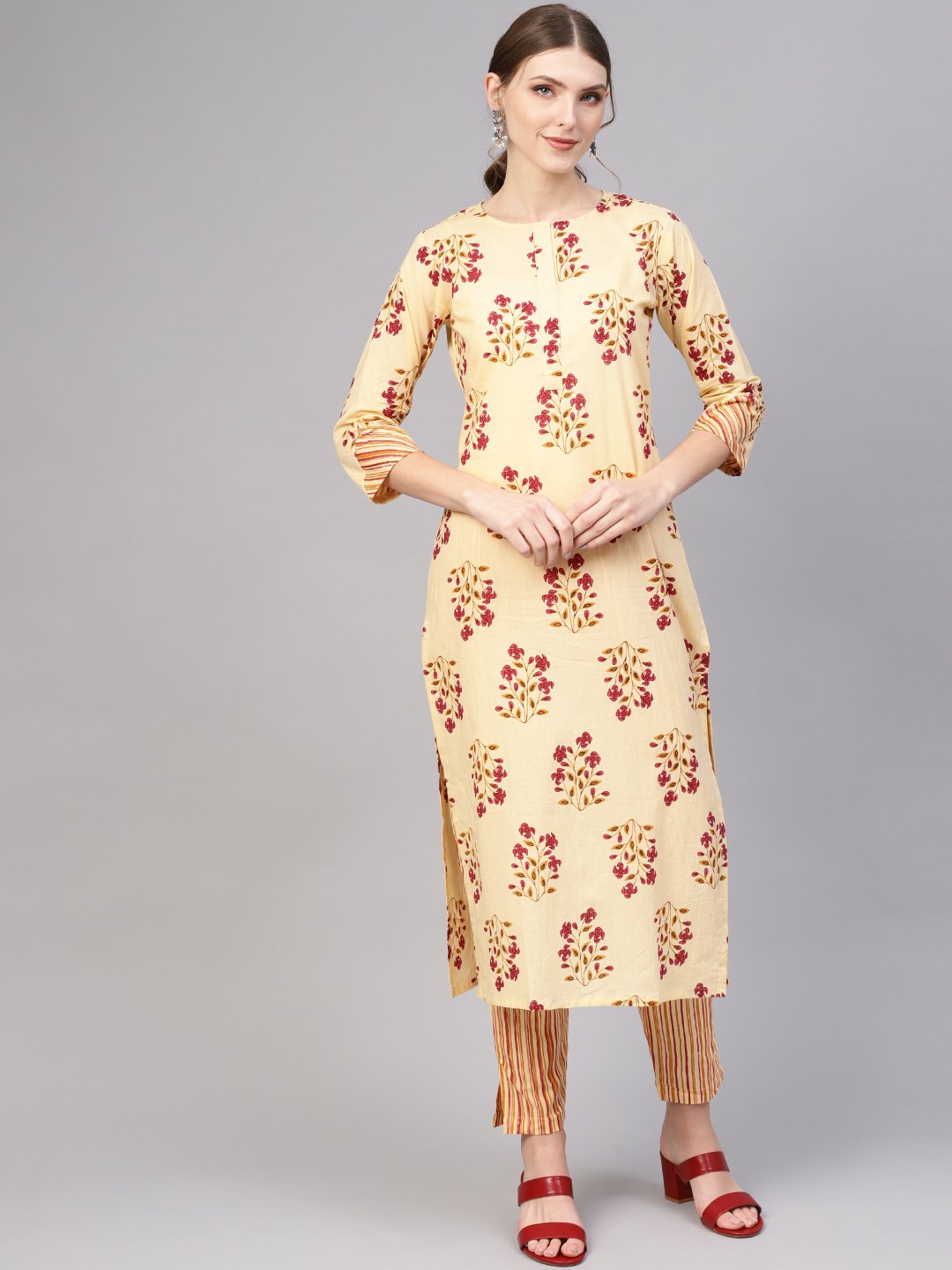 Women Cream-Coloured & Magenta Printed Kurta with Trousers | NOZ2TOZ - Made In INDIA.