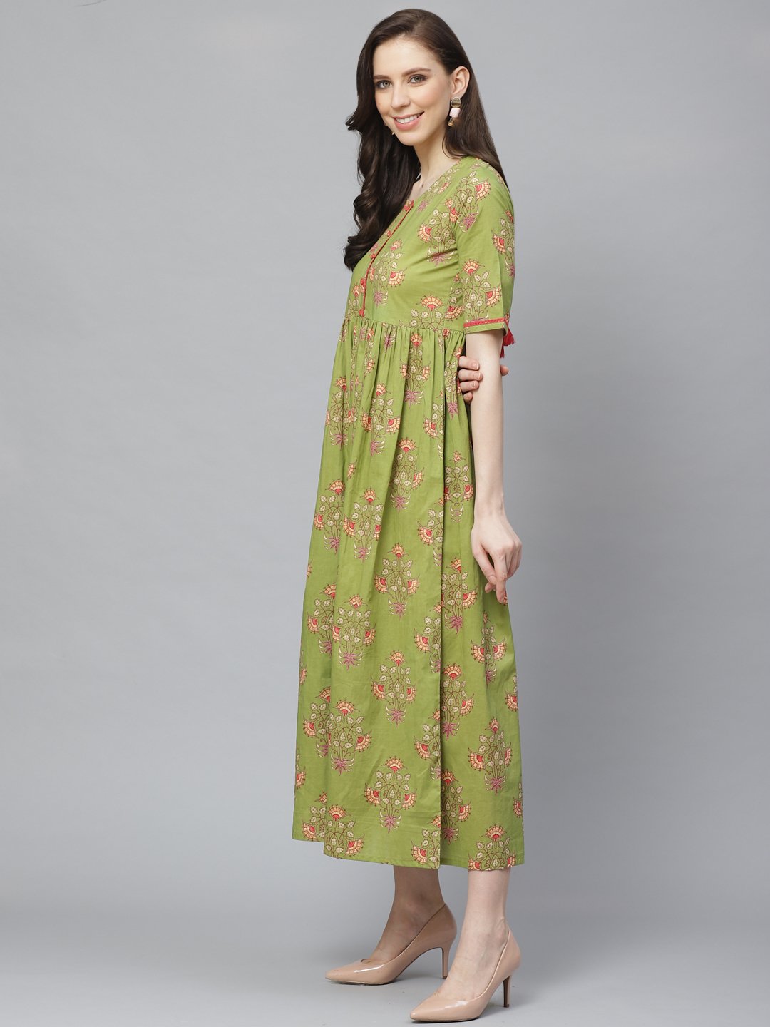 Women Green Floral Printed Round Neck Cotton A-Line Dress | NOZ2TOZ - Made In INDIA.