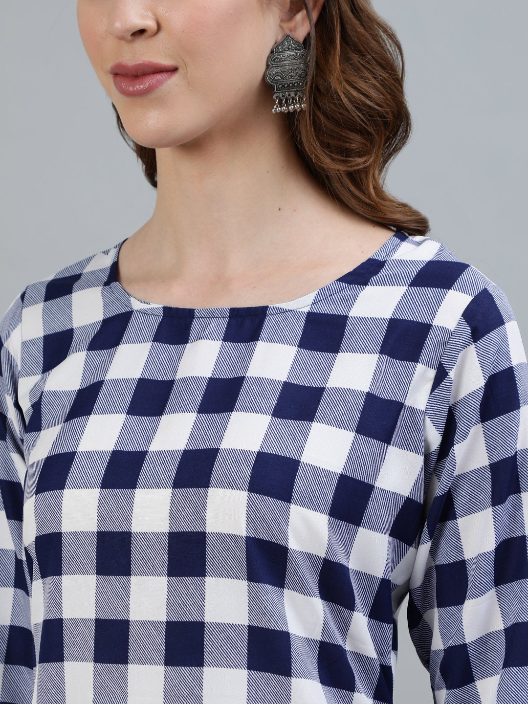 Women Navy blue Checked Printed Straight Kurta With Three Quarter Sleeves | NOZ2TOZ - Made In INDIA.