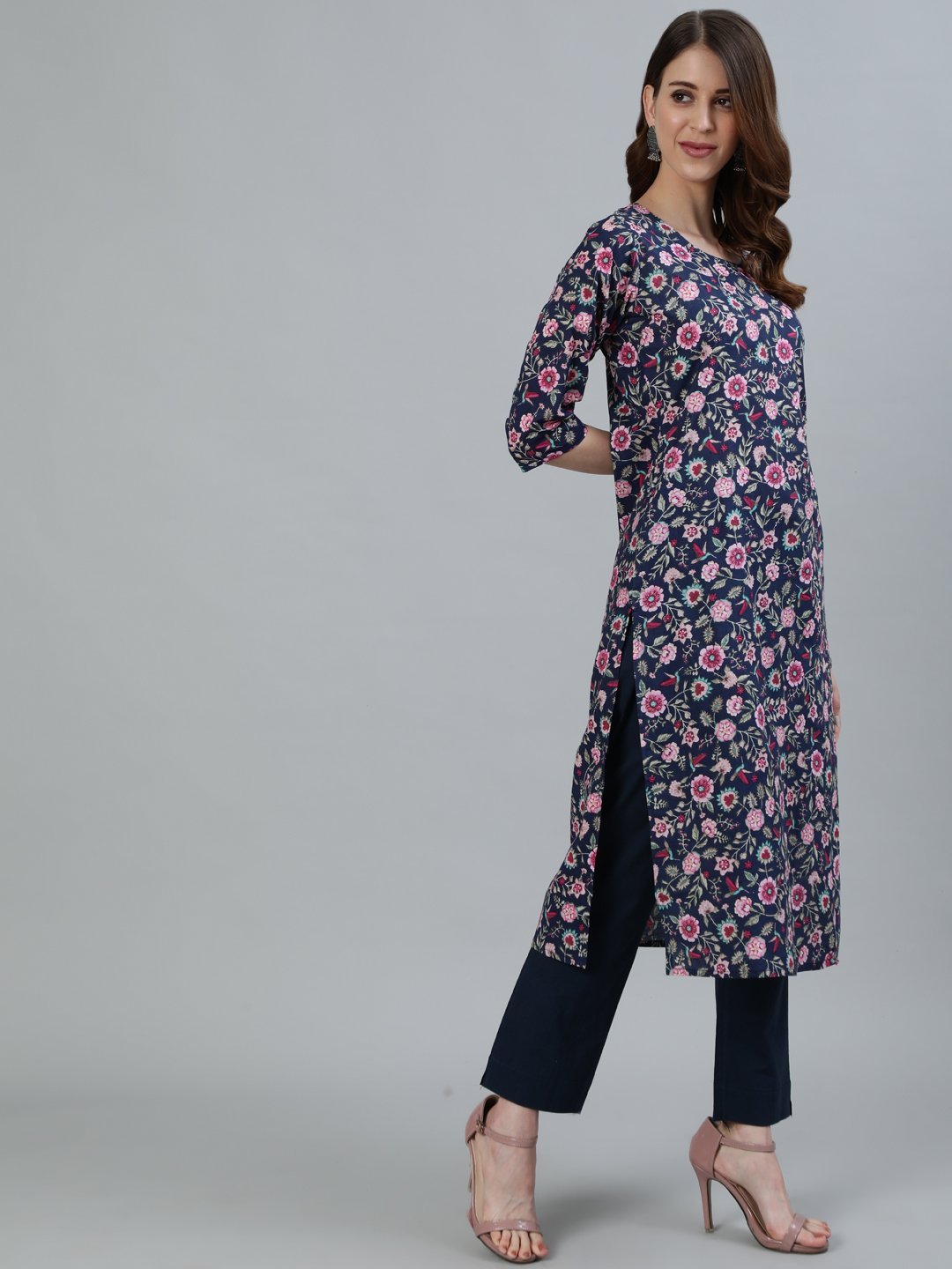 Women Navy Blue Floral Printed Straight Kurta With Three Quarter Sleeves | NOZ2TOZ - Made In INDIA.