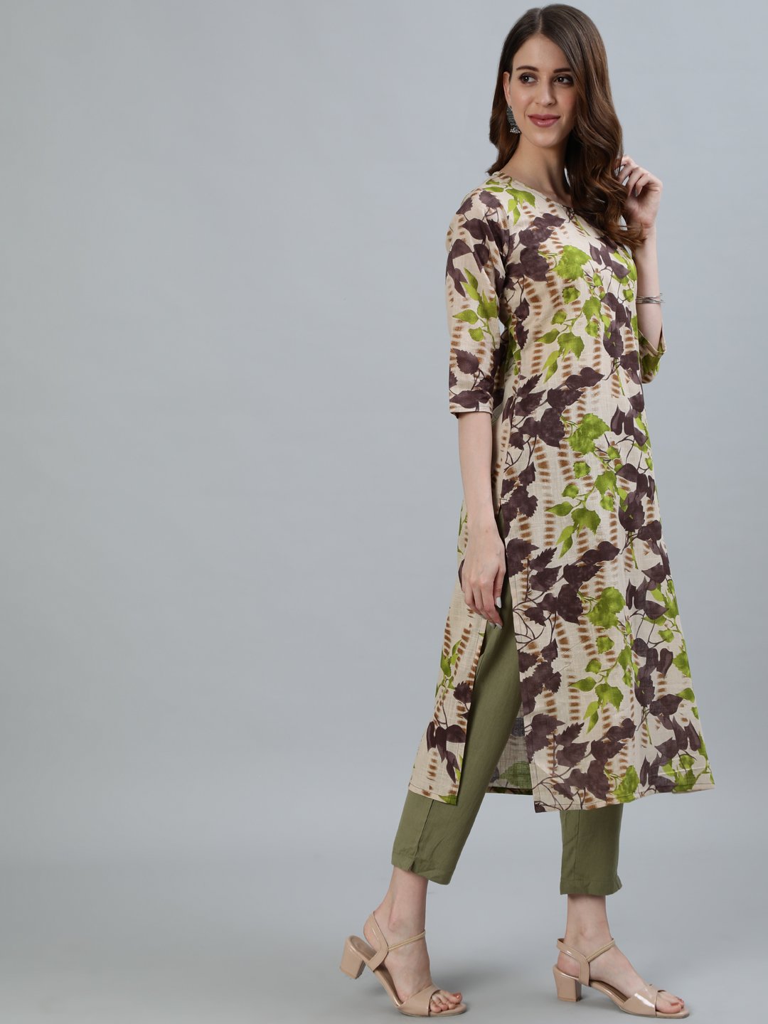 Women Beige Floral Printed Straight Kurta With Three Quarter Sleeves | NOZ2TOZ - Made In INDIA.