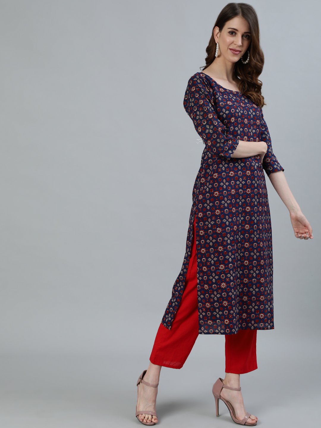 Women Navy Blue Printed Straight Kurta With Three Quarter Sleeves | NOZ2TOZ - Made In INDIA.