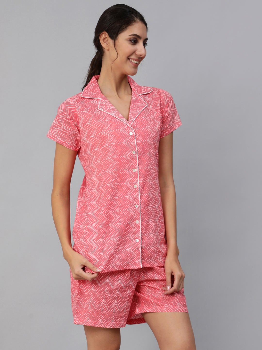 Women Pink ZIg-Zac Printed Night Suit | NOZ2TOZ - Made In INDIA.