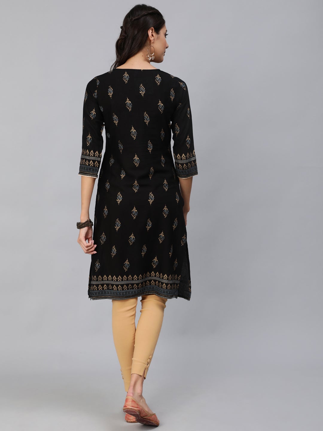 Women Black & Gold Printed Straight Kurta With Three Quarter Sleeves | NOZ2TOZ - Made In INDIA.