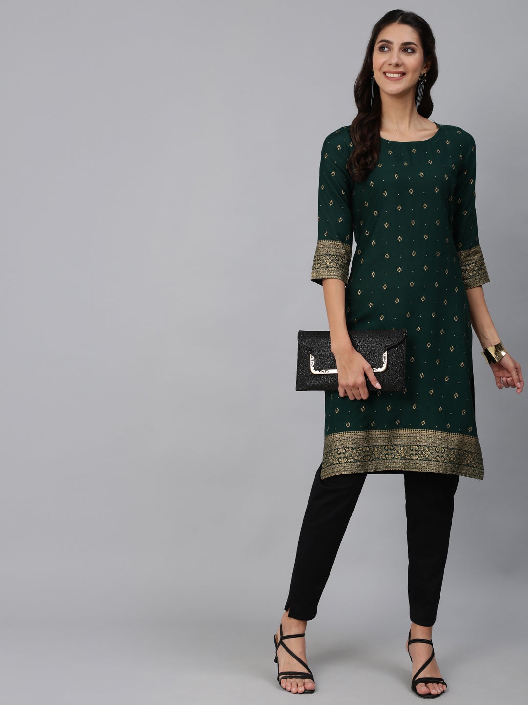 Women Green & Gold Printed Straight Kurta With Three Quarter sleeves | NOZ2TOZ - Made In INDIA.