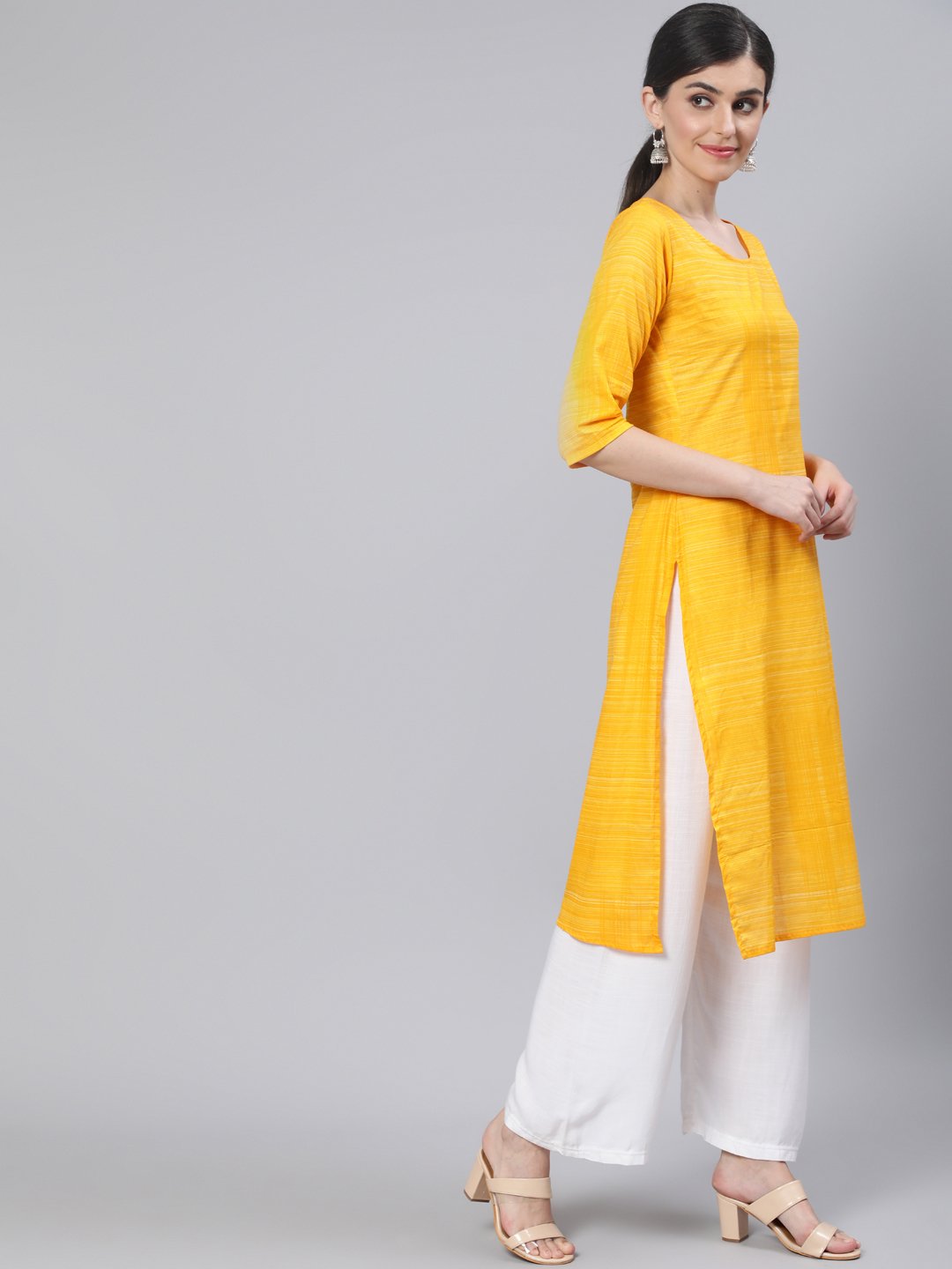 Women Yellow Straight Kurta With Three Quarter Sleeves | NOZ2TOZ - Made In INDIA.