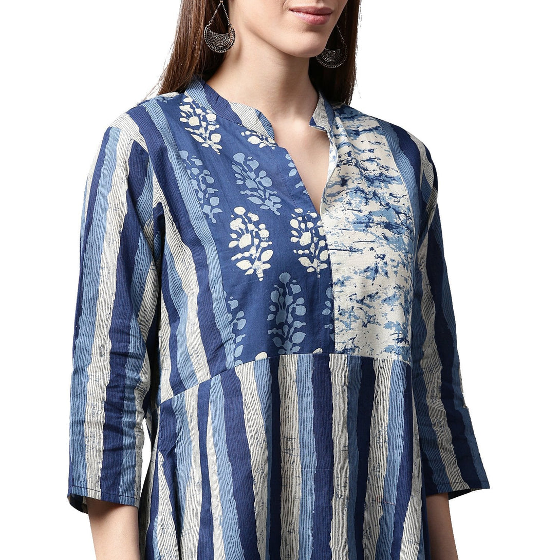 Blue printed 3/4th sleeve cotton A-line kurta | NOZ2TOZ - Made In INDIA.