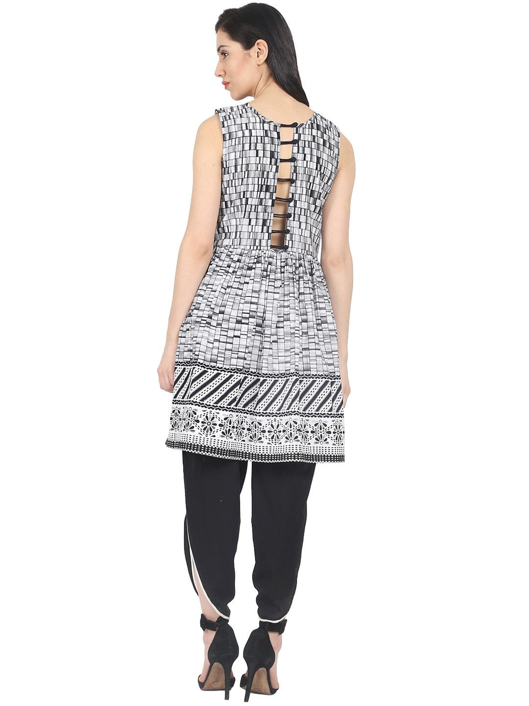 Women Grey Checked A-Line Kurta | NOZ2TOZ - Made In INDIA.