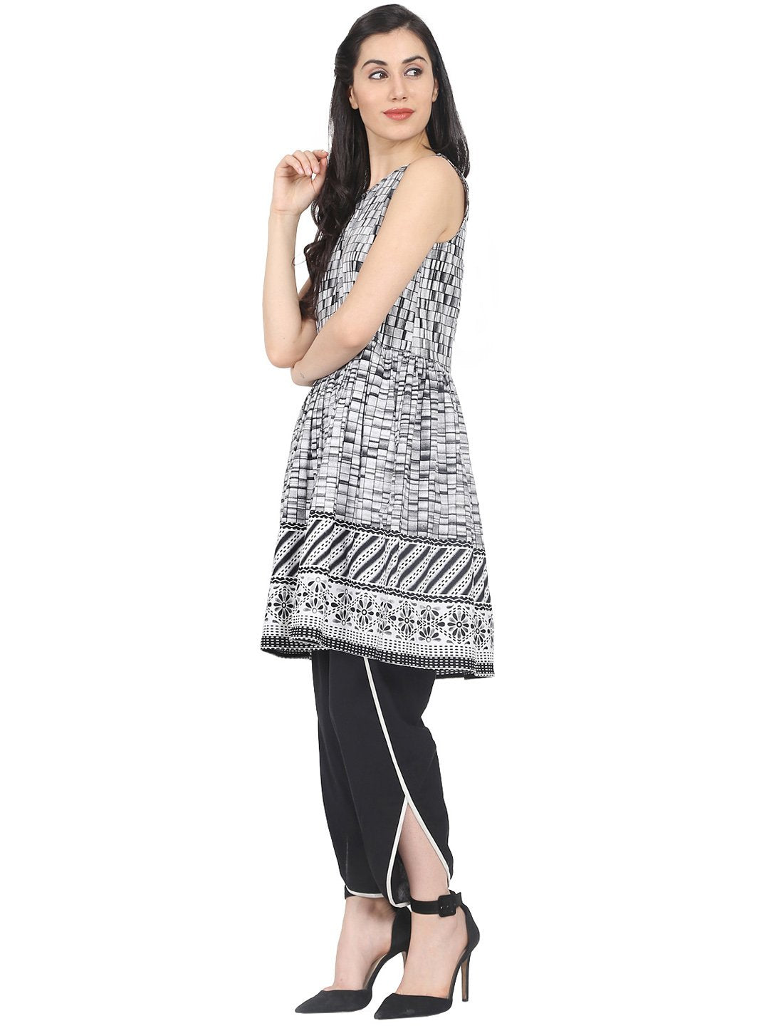 Women Grey Checked A-Line Kurta | NOZ2TOZ - Made In INDIA.