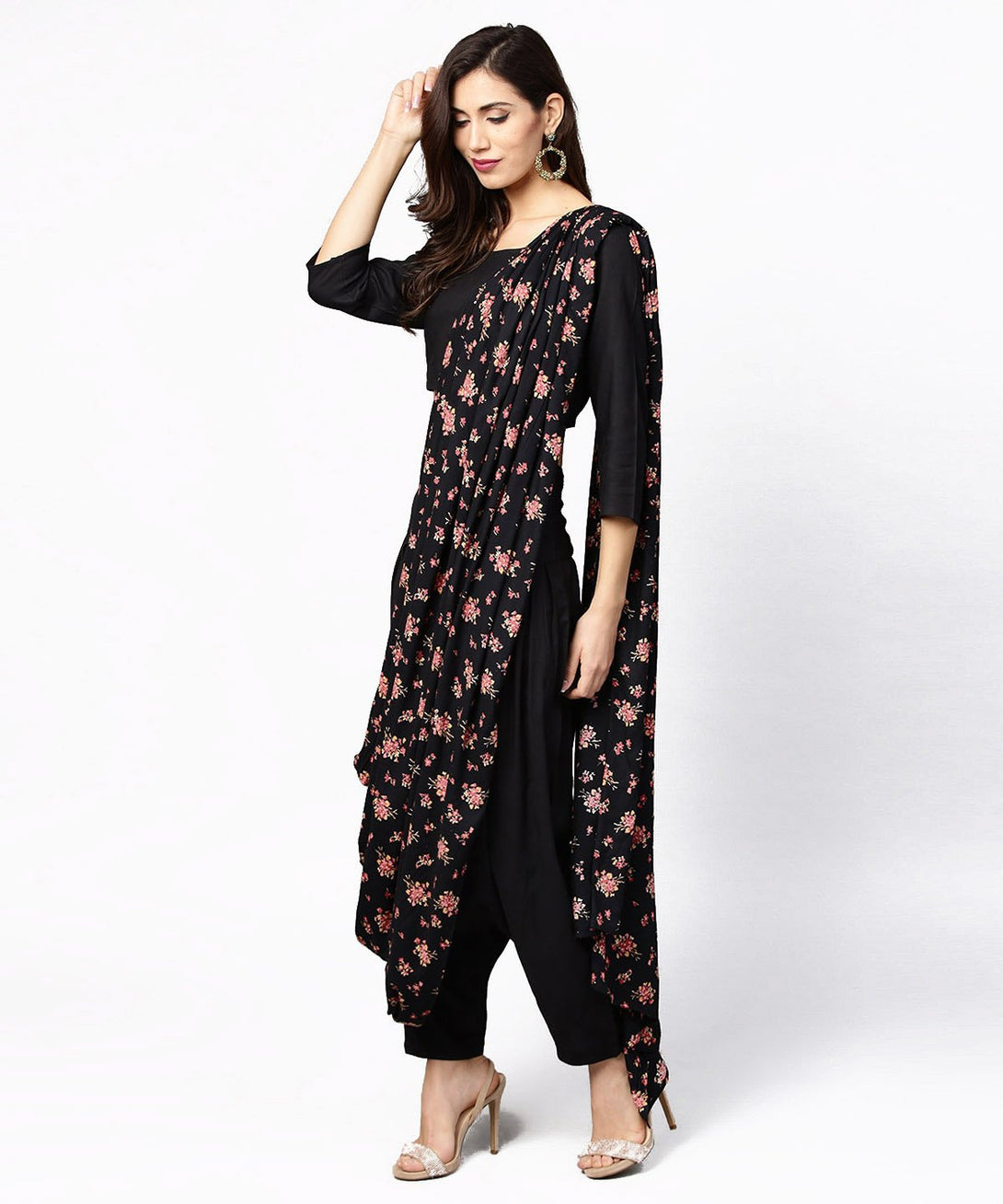 Black printed palazzo saree with 3/4th sleeve round neck blouse | NOZ2TOZ - Made In INDIA.