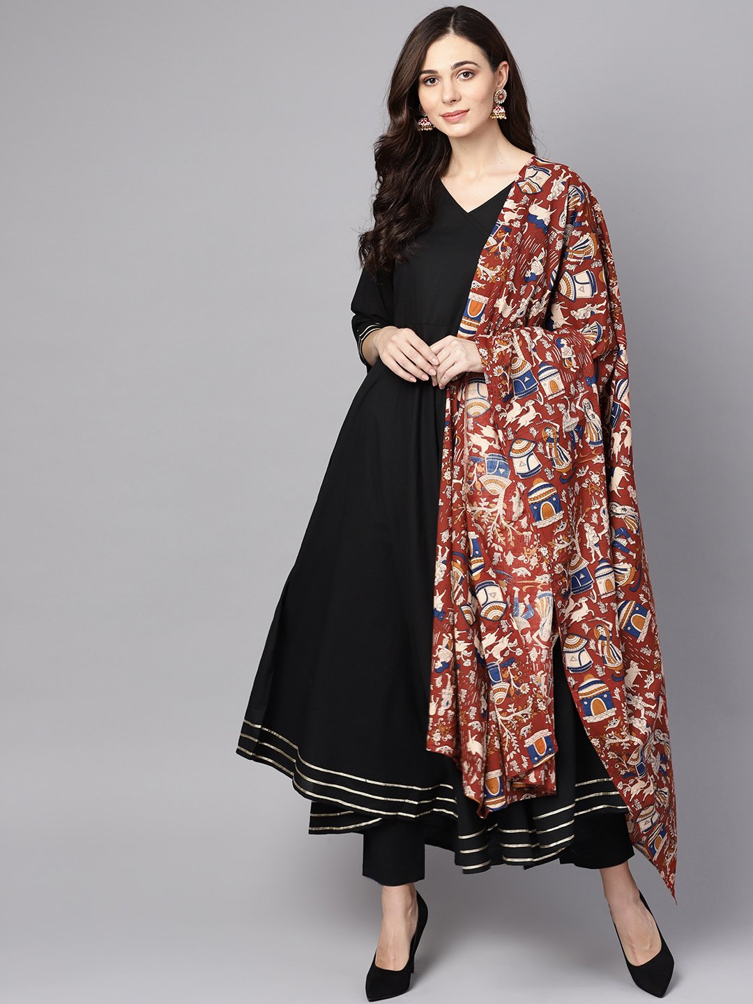 Black 3/4th sleeve cotton kurta with palazzo and printed dupatta | NOZ2TOZ - Made In INDIA.