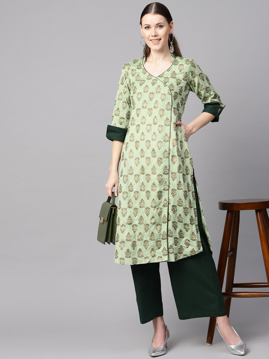 Green floral print V-neck collared 3/4th sleeve straight kurta with revesible cuff detailing solid palazzo. | NOZ2TOZ - Made In INDIA.