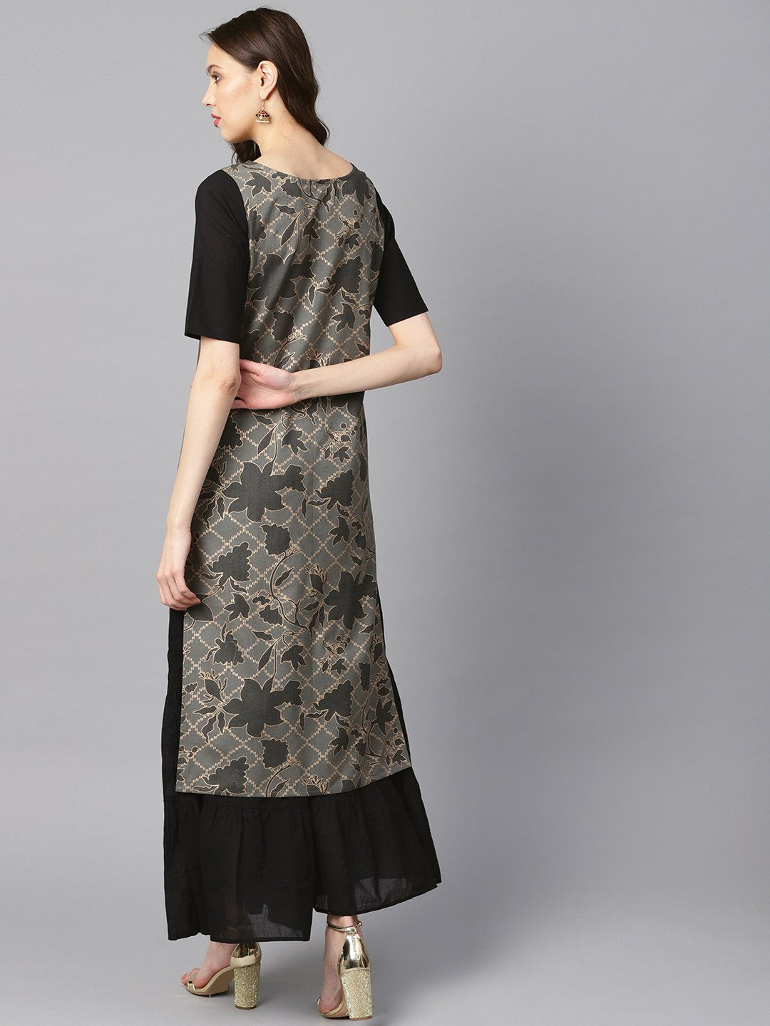 Grey and gold floral printed keyhole neck kurta with schiffli at yoke. | NOZ2TOZ - Made In INDIA.