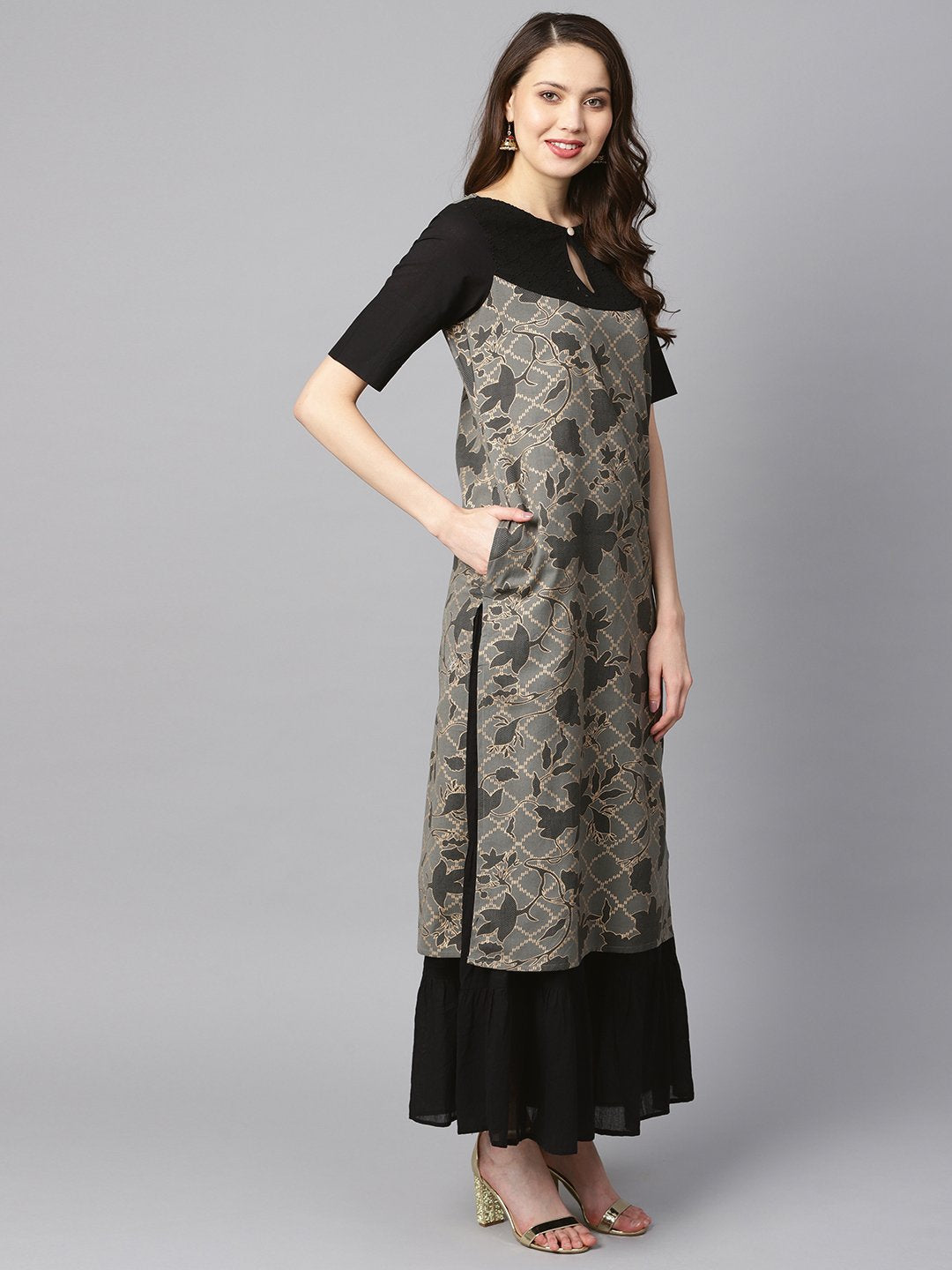 Grey and gold floral printed keyhole neck kurta with schiffli at yoke. | NOZ2TOZ - Made In INDIA.