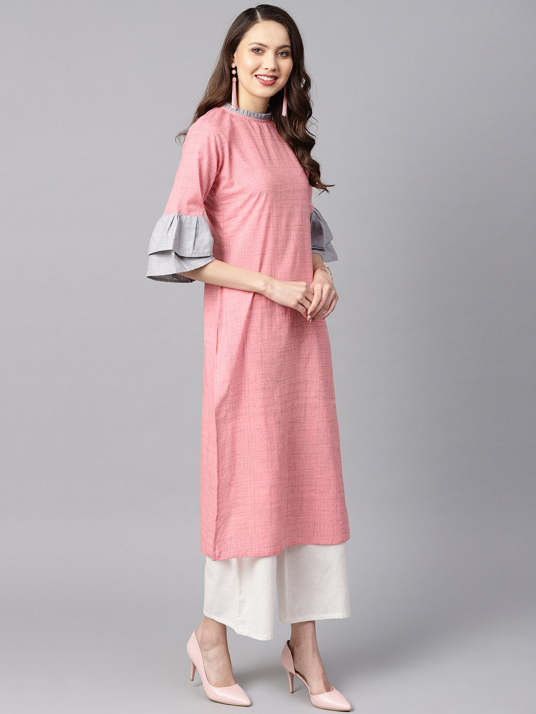 Light Pink Kurta with Pleated Neckline with Flared Sleeves | NOZ2TOZ - Made In INDIA.