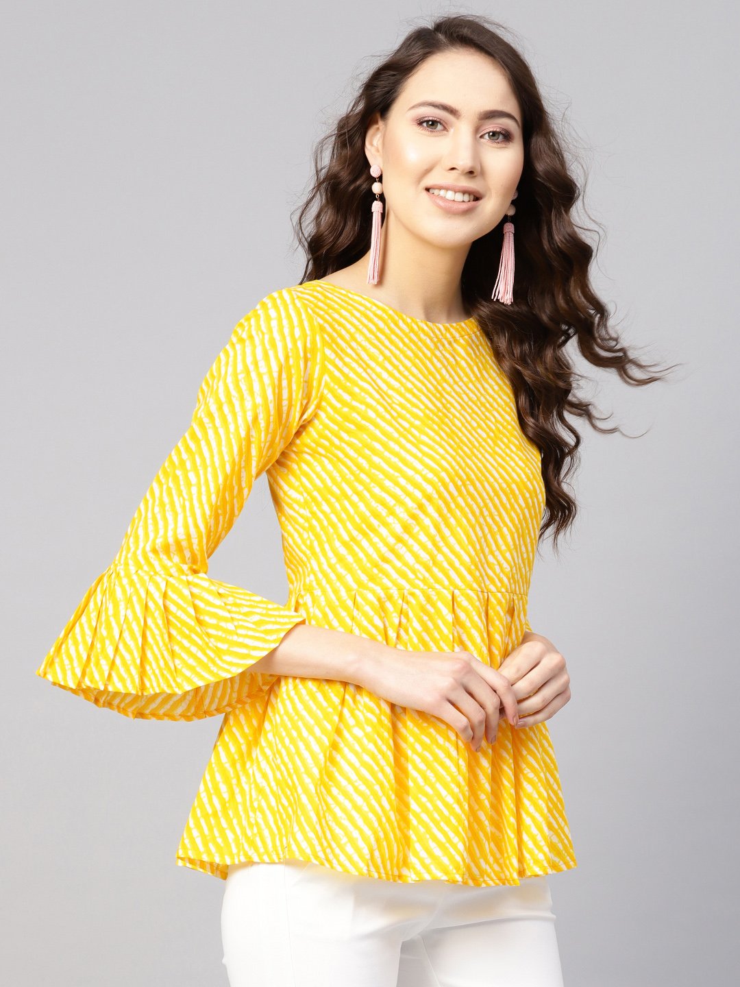 Women Yellow & Off-White Leheriya Print Tunic | NOZ2TOZ - Made In INDIA.