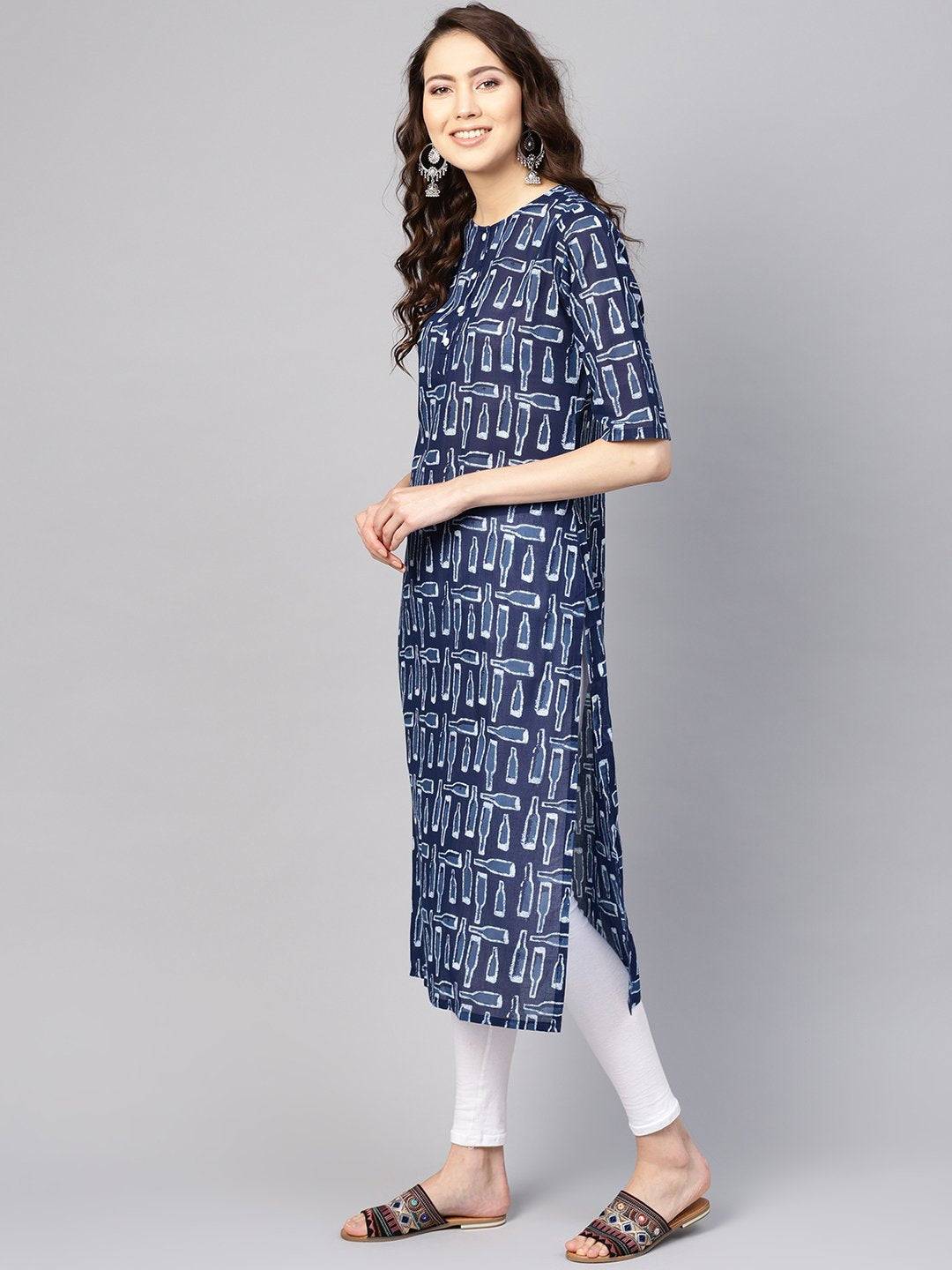 Women Blue & White Printed Straight Kurta | NOZ2TOZ - Made In INDIA.