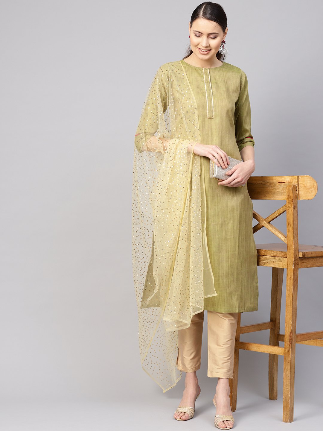 Women Green & Beige Solid Kurta with Trousers & Dupatta | NOZ2TOZ - Made In INDIA.