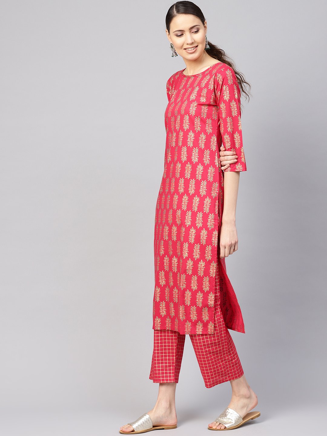 Women Red & Golden Printed Kurta with Trousers | NOZ2TOZ - Made In INDIA.