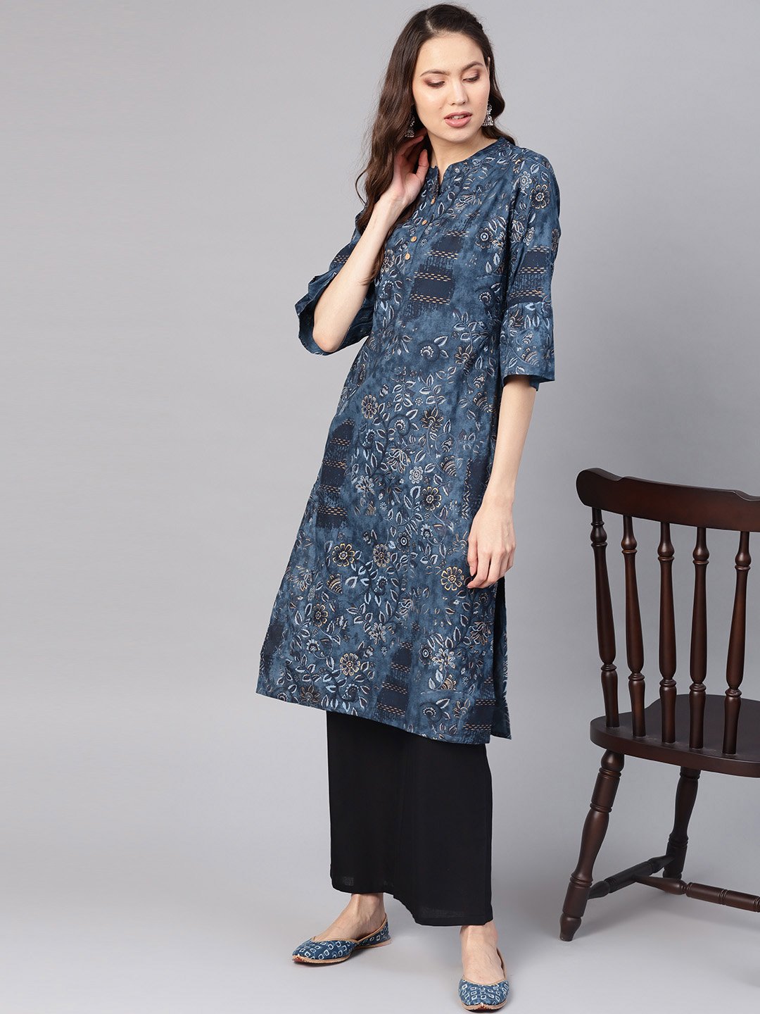 Women Navy Blue & Golden Printed Straight Kurta | NOZ2TOZ - Made In INDIA.