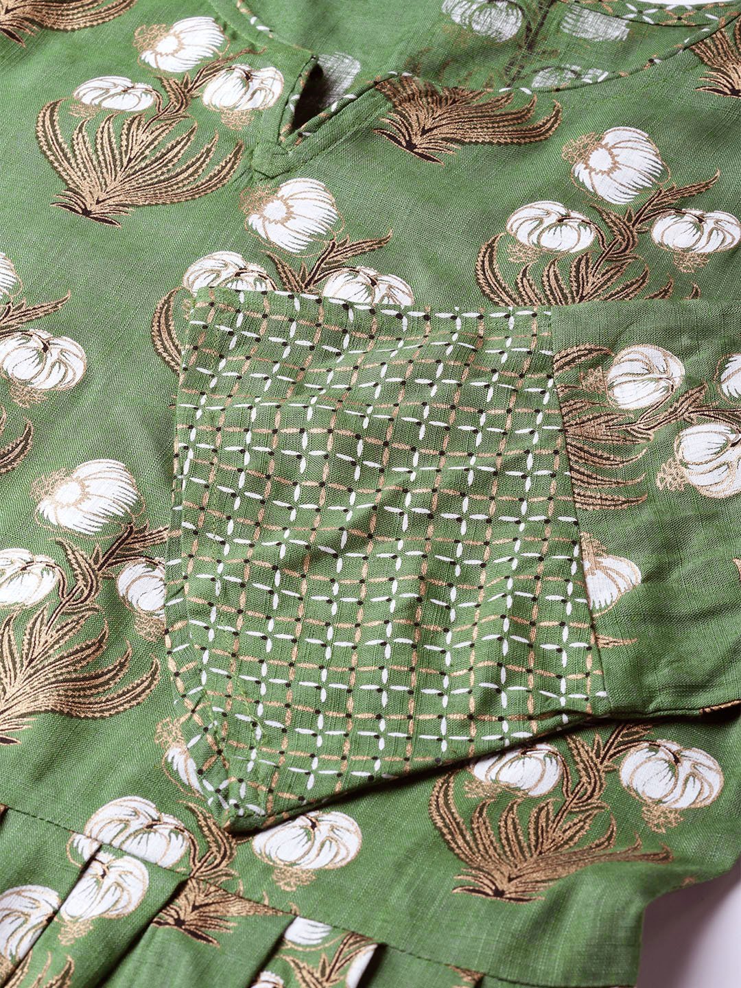 Women Green & White Printed A-Line Tunic | NOZ2TOZ - Made In INDIA.