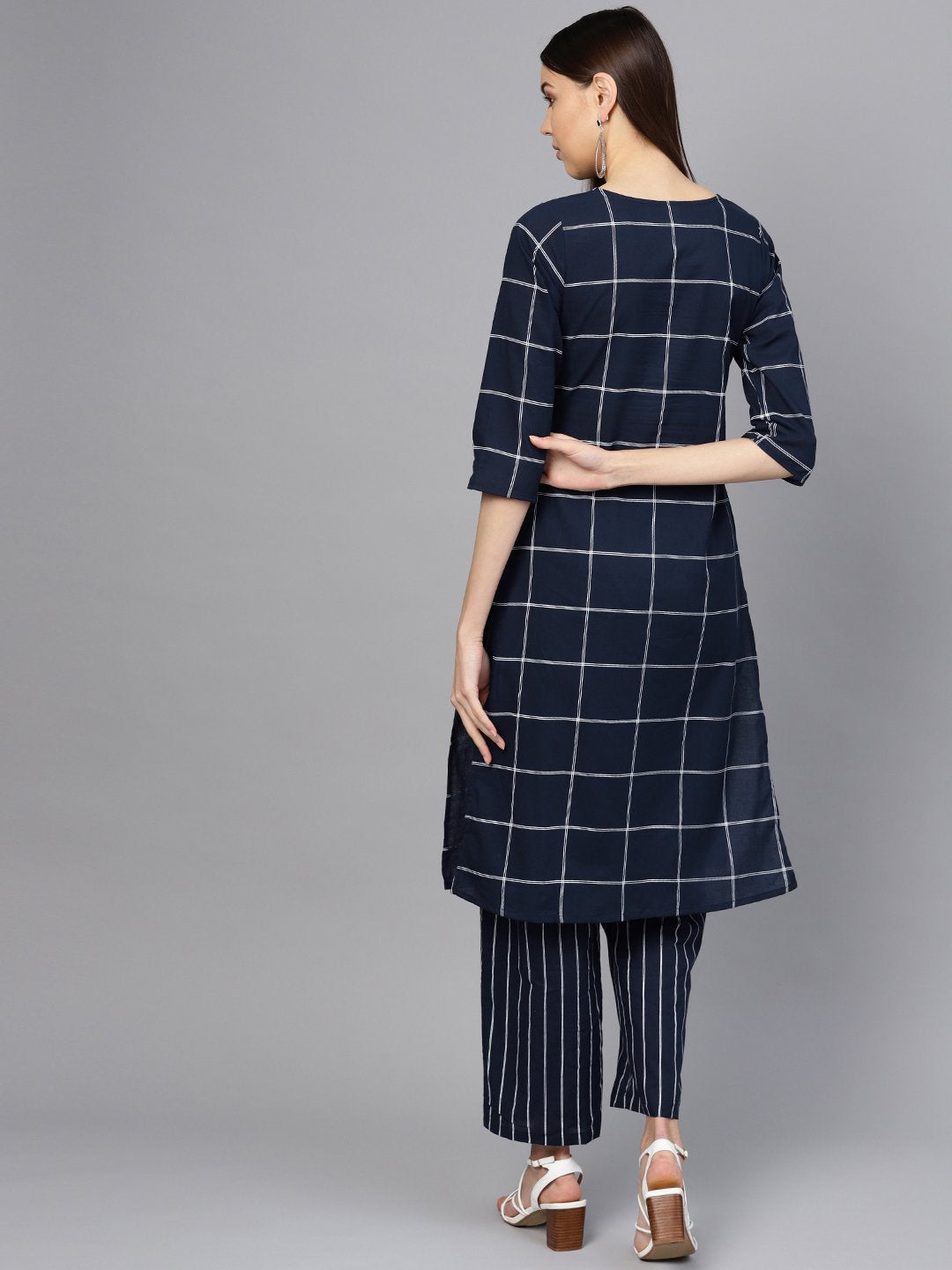 Women Navy Blue & White Checked Kurta with Palazzos | NOZ2TOZ - Made In INDIA.