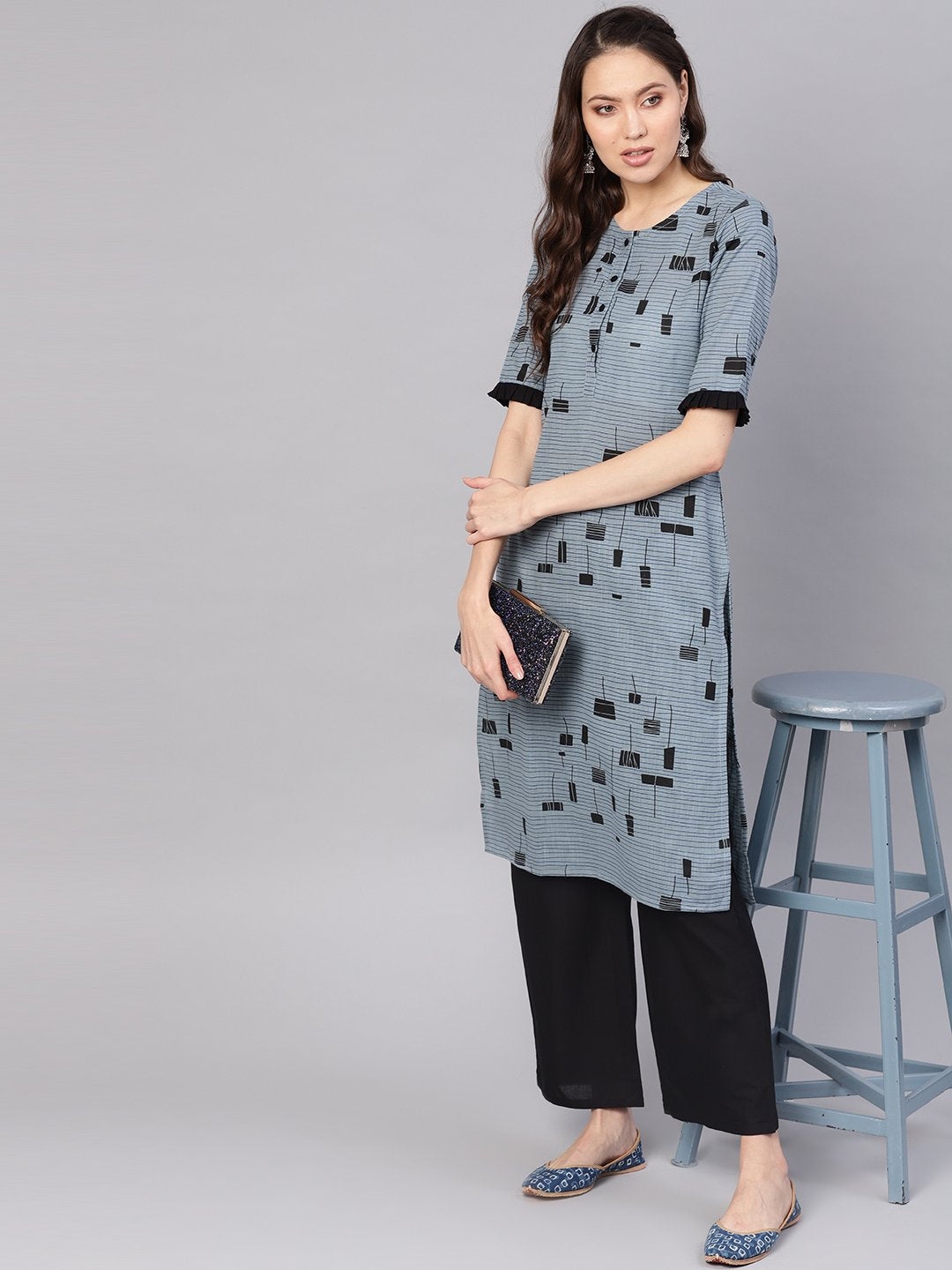 Women Grey & Black Printed Kurta with Palazzos | NOZ2TOZ - Made In INDIA.