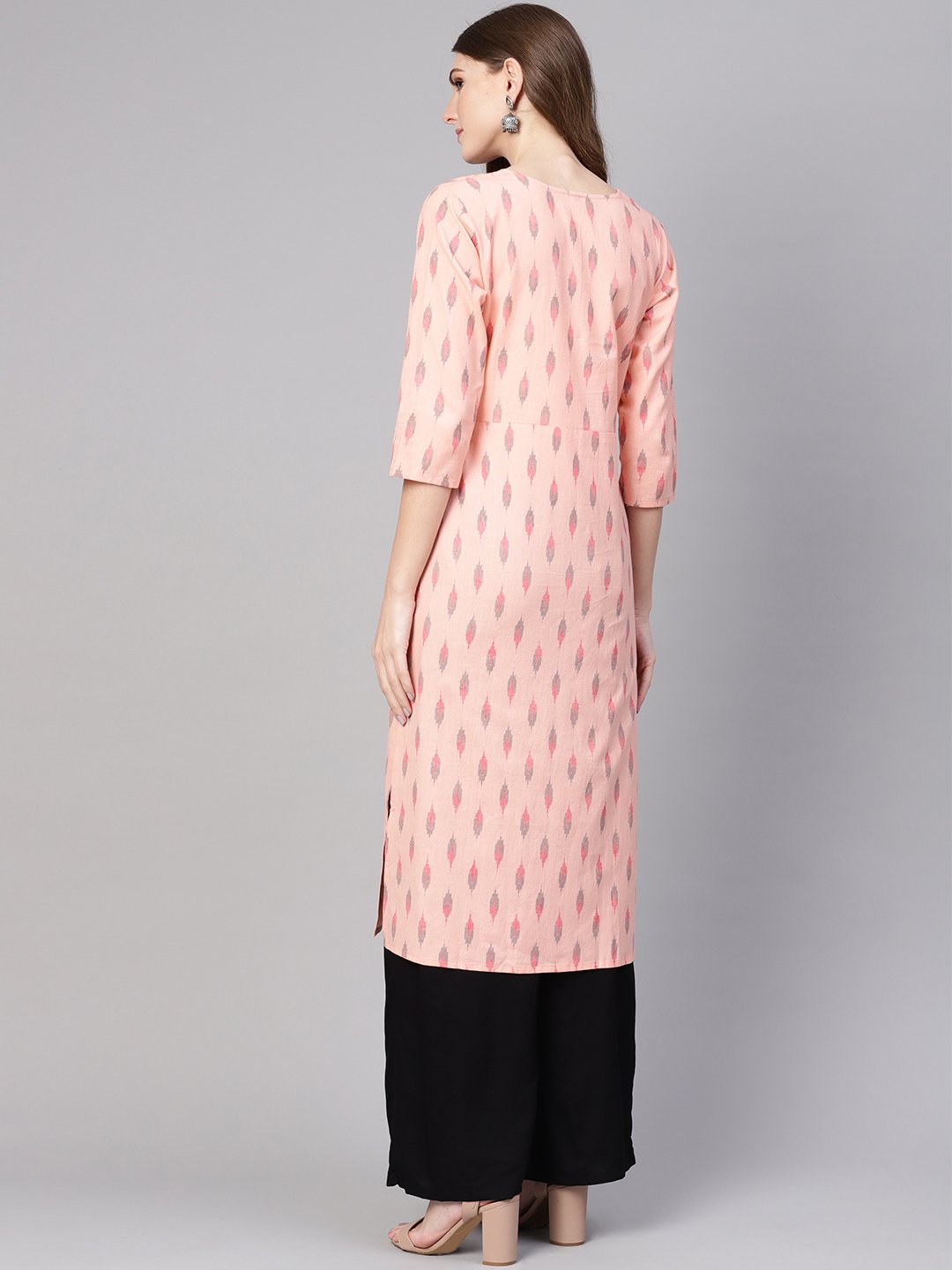 Women Peach-Coloured & Black Ikat Print Straight Kurta | NOZ2TOZ - Made In INDIA.