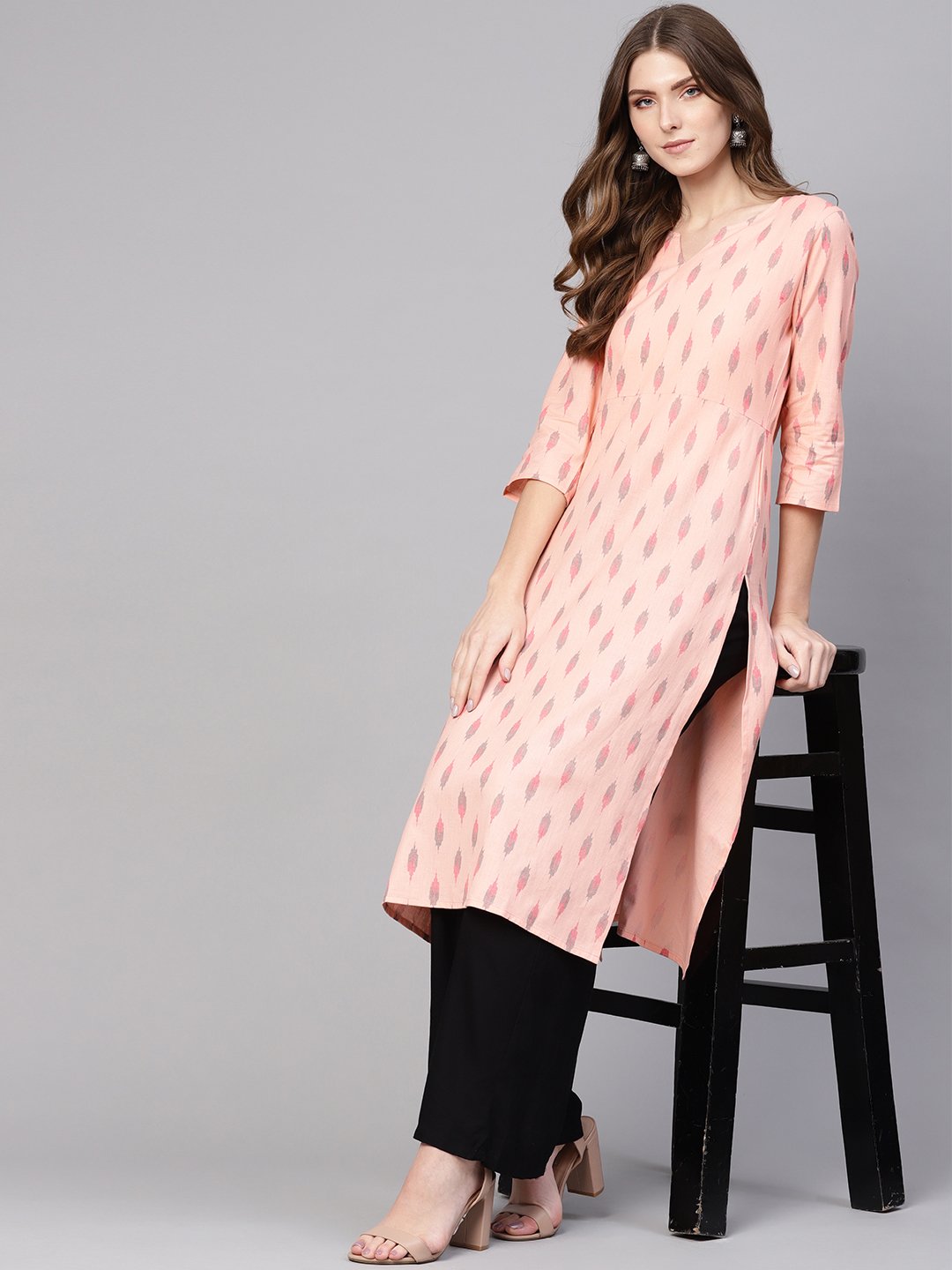 Women Peach-Coloured & Black Ikat Print Straight Kurta | NOZ2TOZ - Made In INDIA.