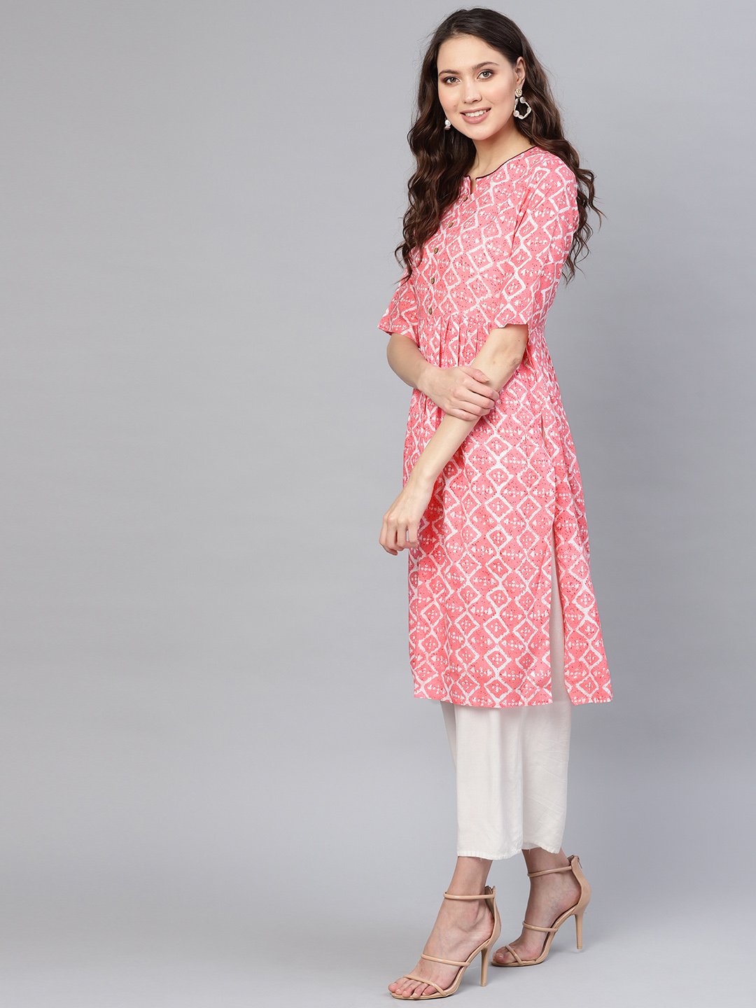 Women Pink & Off-White Printed Straight Kurta | NOZ2TOZ - Made In INDIA.