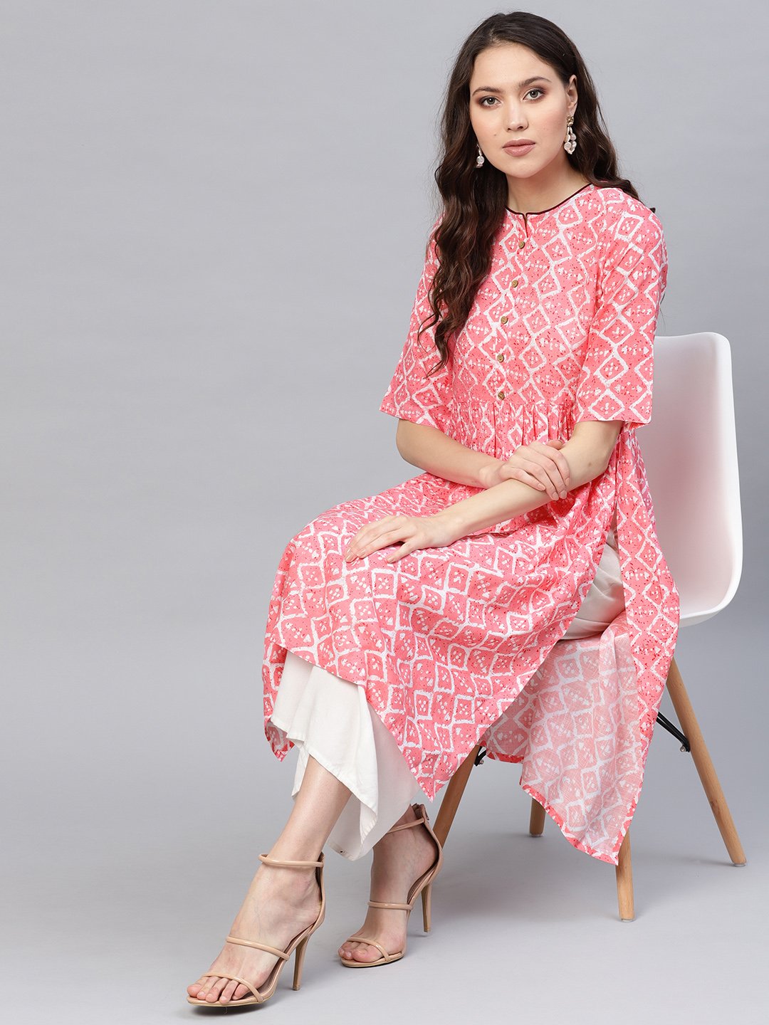 Women Pink & Off-White Printed Straight Kurta | NOZ2TOZ - Made In INDIA.