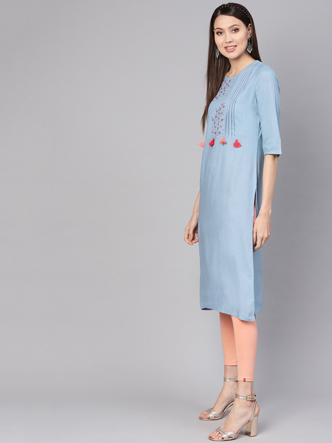 Women Blue Embroidered Detail Straight Kurta | NOZ2TOZ - Made In INDIA.