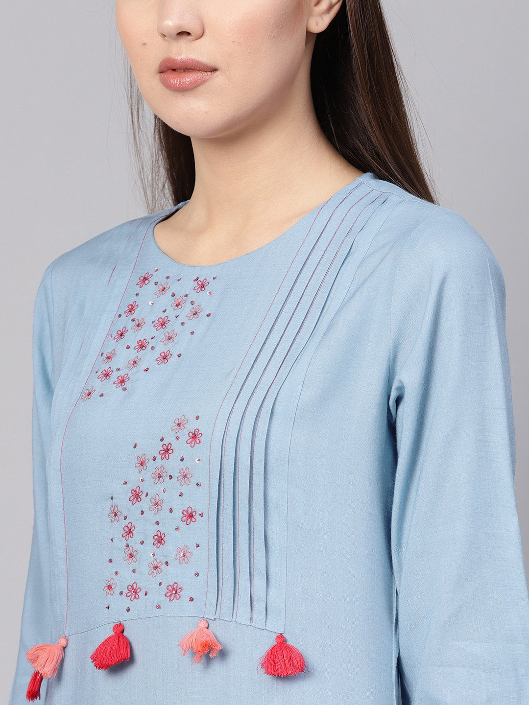 Women Blue Embroidered Detail Straight Kurta | NOZ2TOZ - Made In INDIA.