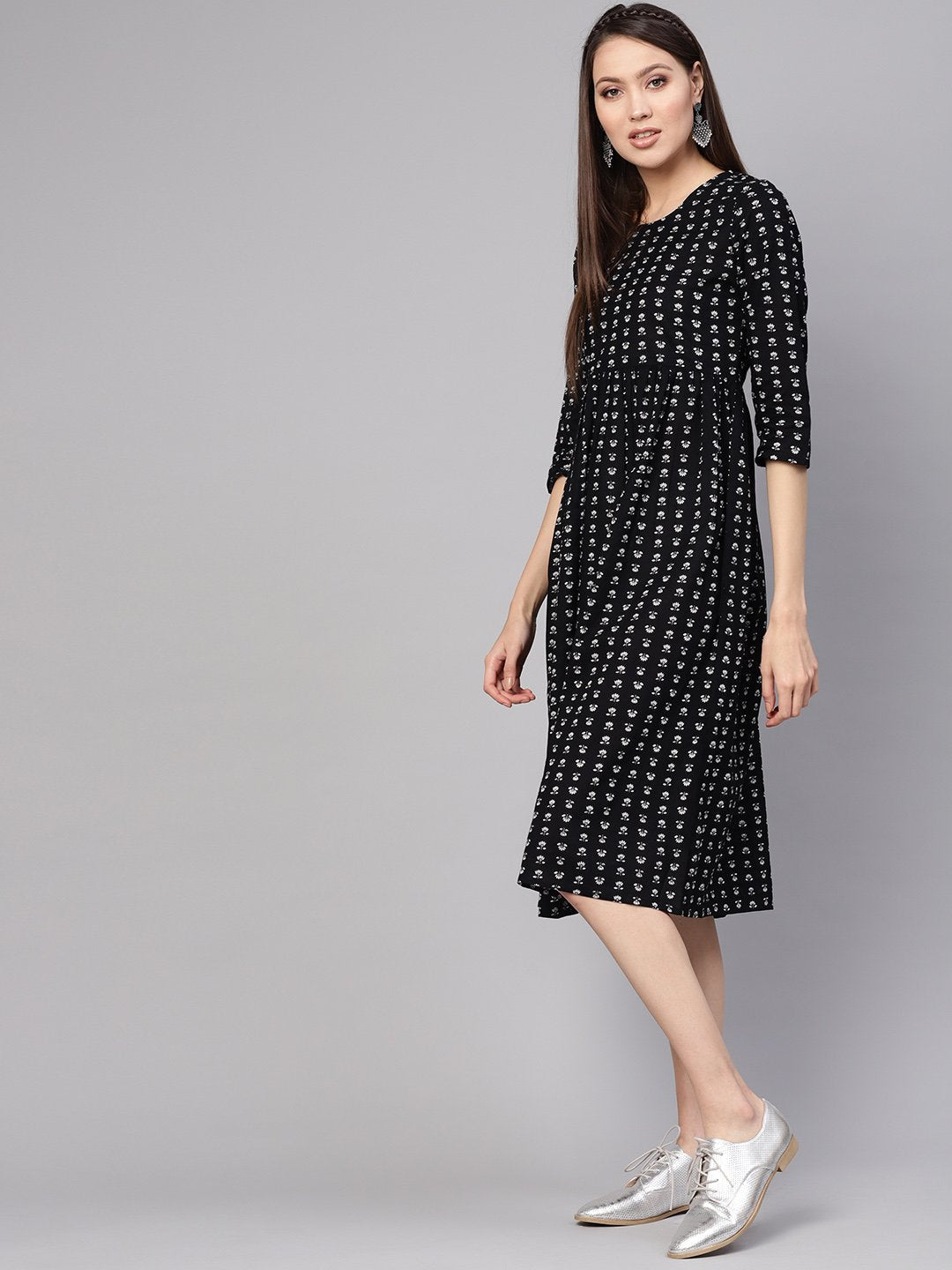 Women Black & Off-White Printed A-Line Dress | NOZ2TOZ - Made In INDIA.