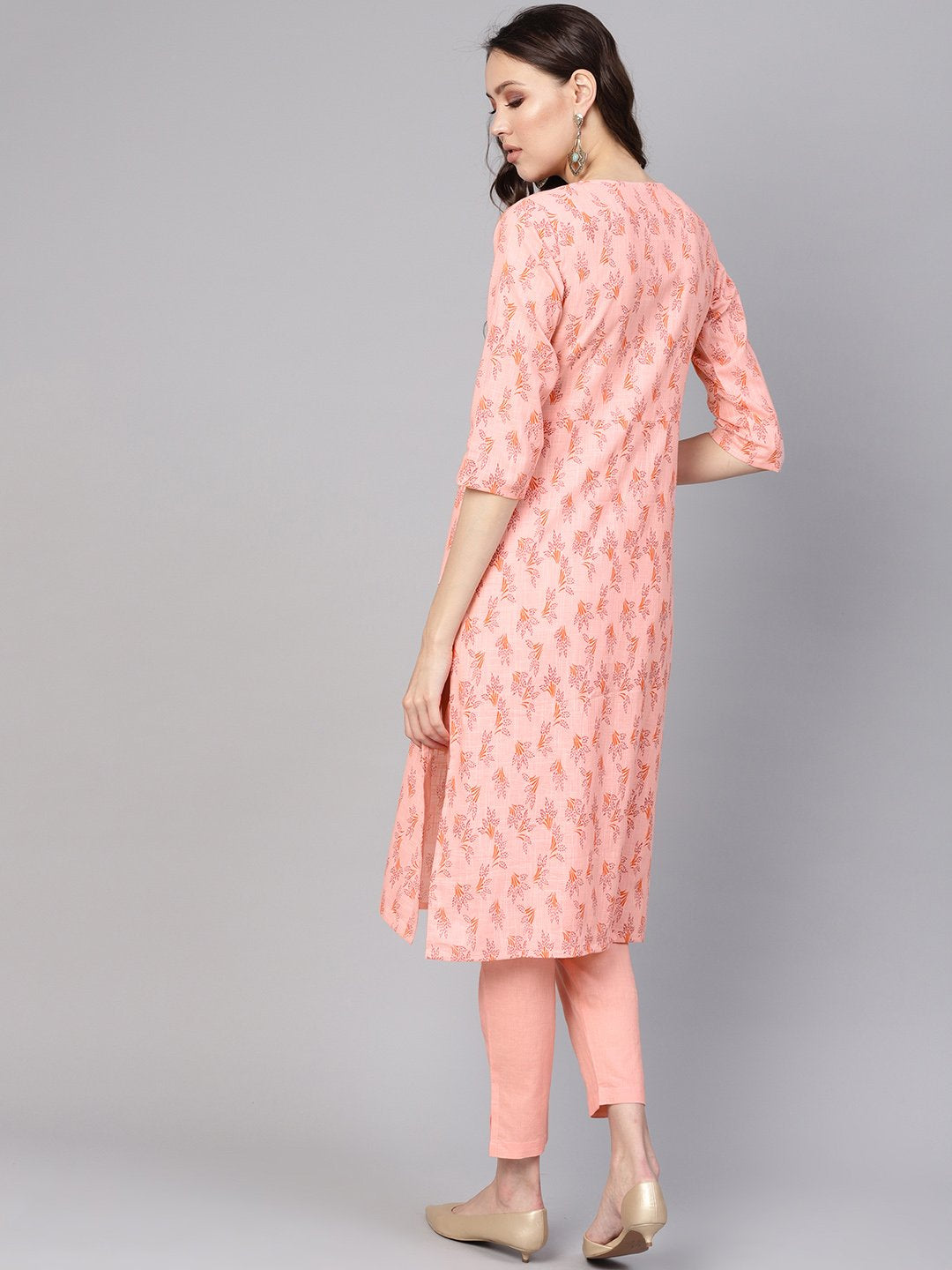 Women Peach-Coloured Printed Kurta with Trousers | NOZ2TOZ - Made In INDIA.