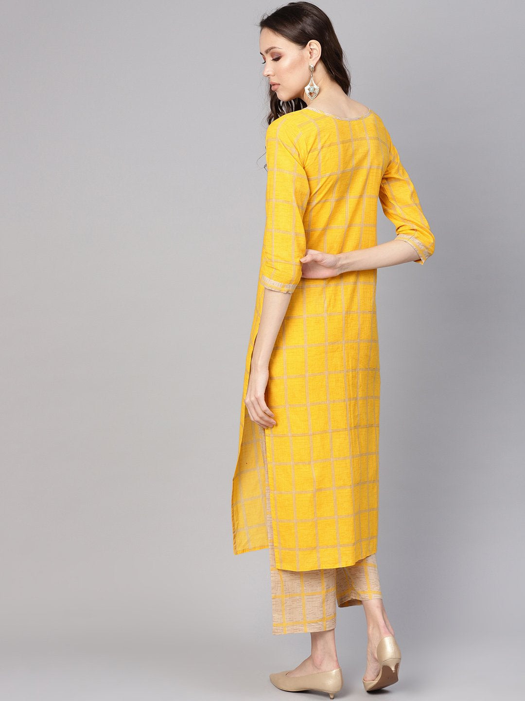 Women Yellow & Beige Checked Kurta with Trousers | NOZ2TOZ - Made In INDIA.