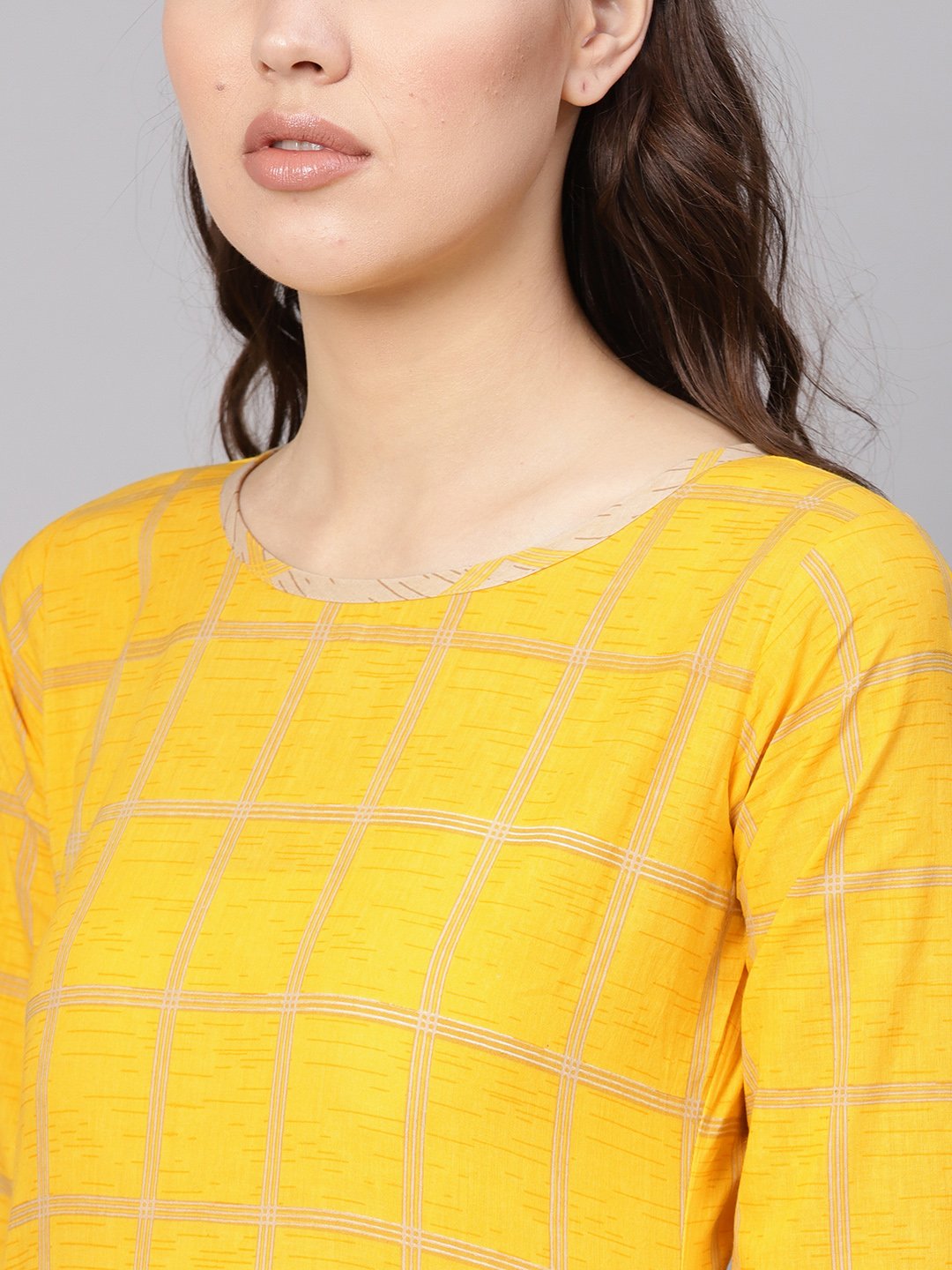 Women Yellow & Beige Checked Kurta with Trousers | NOZ2TOZ - Made In INDIA.