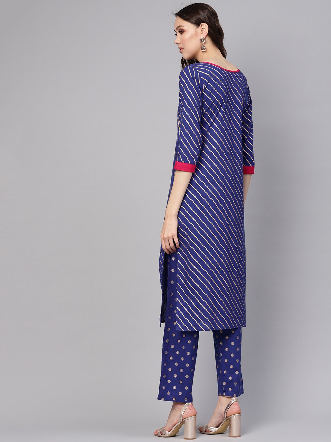 Women Blue & Golden Leheriya Print Kurta with Trousers | NOZ2TOZ - Made In INDIA.