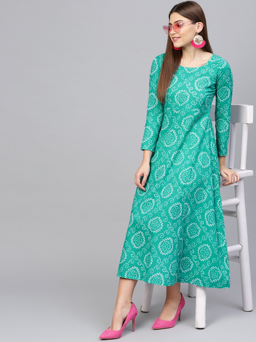 Women Green & White Printed Maxi Dress | NOZ2TOZ - Made In INDIA.