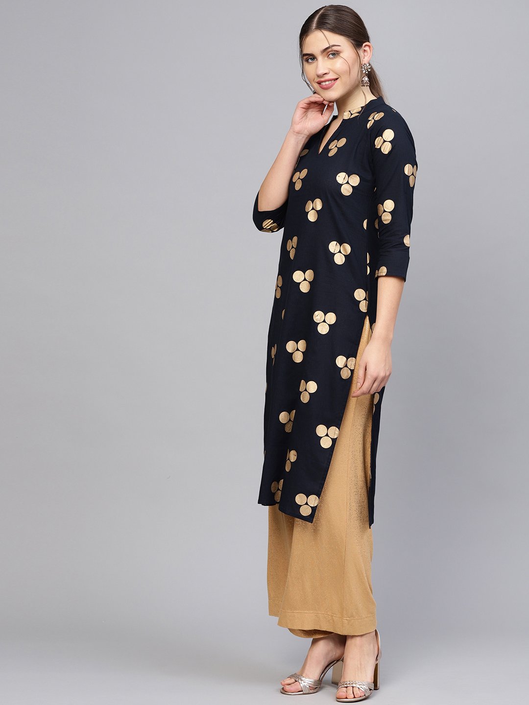 Women Navy Blue & Golden Printed Straight Kurta | NOZ2TOZ - Made In INDIA.