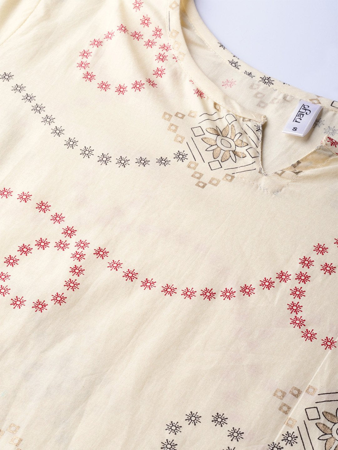 Women Cream-Coloured & Red Printed Kurta with Trousers | NOZ2TOZ - Made In INDIA.