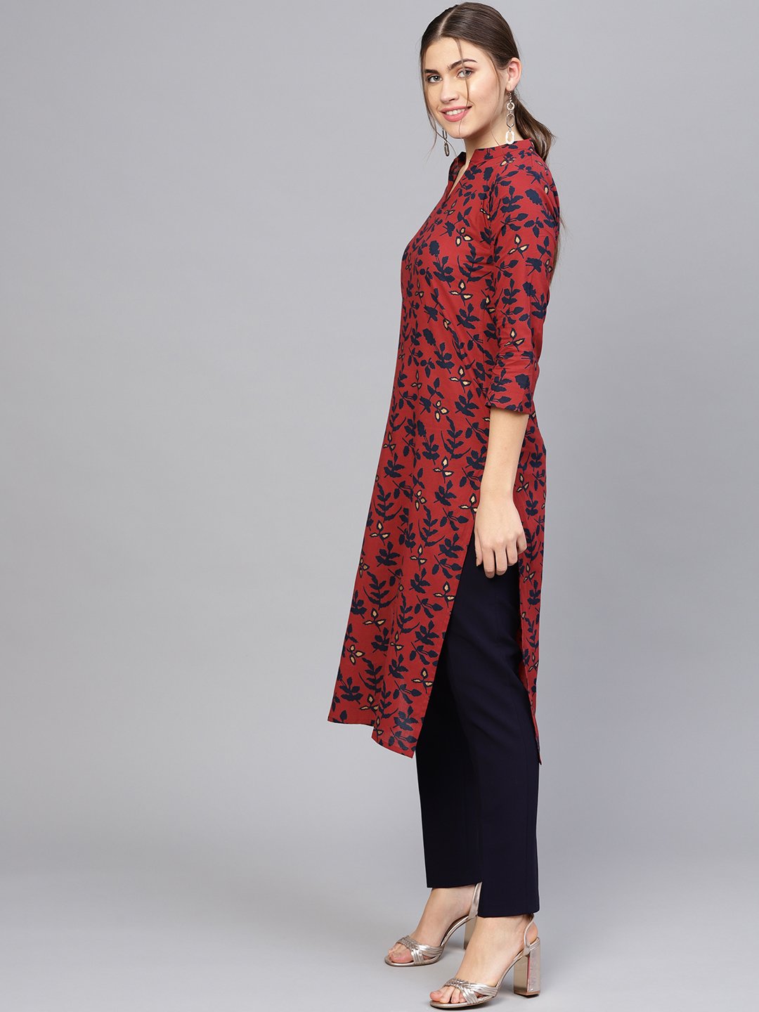 Women Maroon & Navy Blue Printed Straight Kurta | NOZ2TOZ - Made In INDIA.