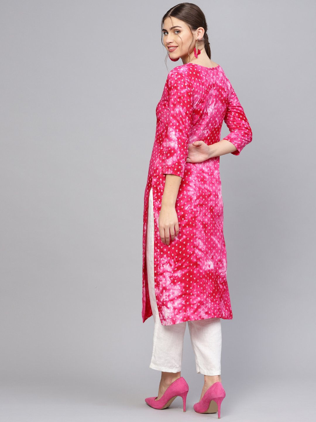 Women Pink & White Printed Straight Kurta | NOZ2TOZ - Made In INDIA.