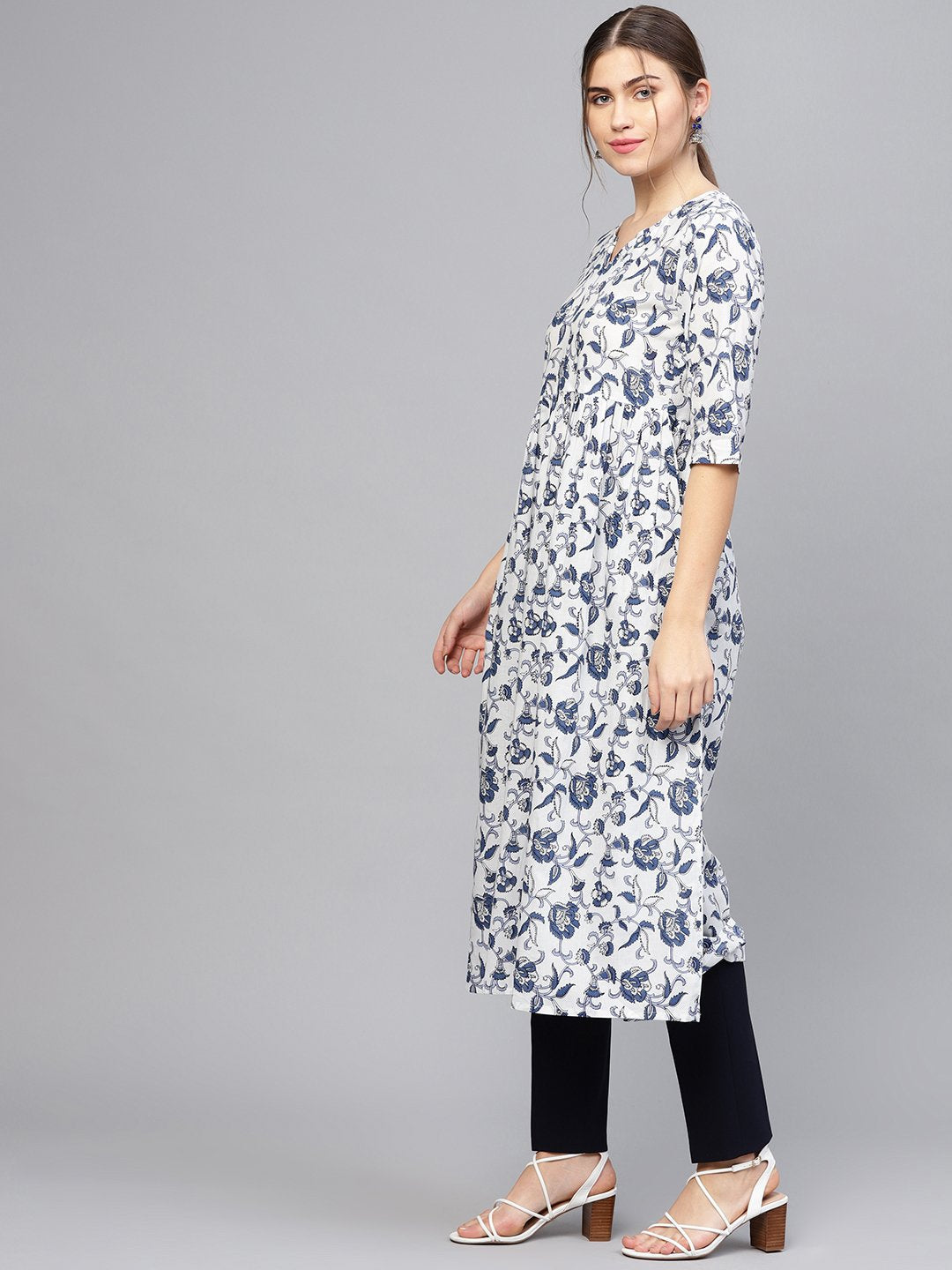 Women White & Blue Printed A-Line Kurta | NOZ2TOZ - Made In INDIA.